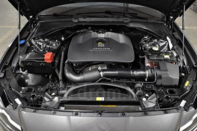 Jaguar XF 2.0 AT (240 л. с.) Prestige