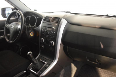 Suzuki Grand Vitara 2.0 MT (140 л. с.)