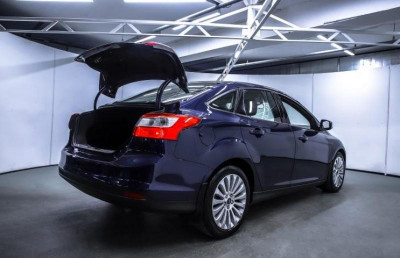 Ford Focus 1.6 PowerShift (105 л. с.)
