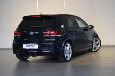 Volkswagen Golf 2.0 TSI DSG 4Motion (255 л. с.)