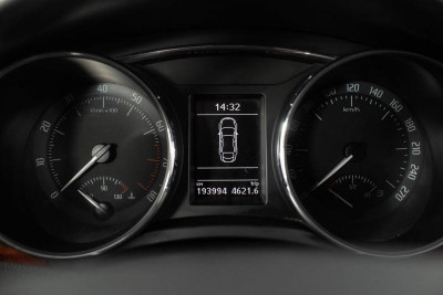 ŠKODA Superb 2.0 TDI DSG 4x4 (140 л. с.)