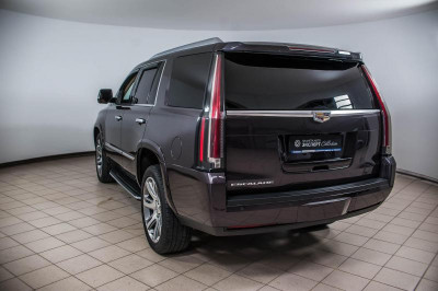 Cadillac Escalade 6.2 AT (409 л.с.) 4WD