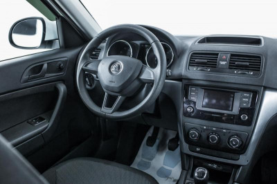 ŠKODA YETI 1.6 MT (110 л. с.) Adventure