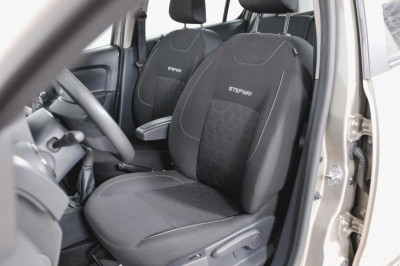 Renault Sandero Stepway 1.6 MT (102 л. с.) Confort