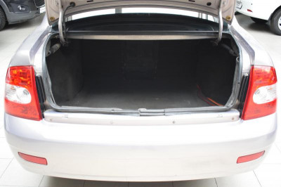 LADA Priora 1.6 MT 16 кл (Евро-3) (98 л. с.)