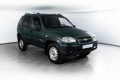 Chevrolet niva Niva 1.7 MT (79,6 л. с.) L