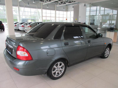 LADA Priora 1.6 MT 16 кл (Евро-3) (98 л. с.)