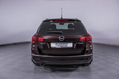 Opel Astra 1.4 Turbo AT (140 л. с.)