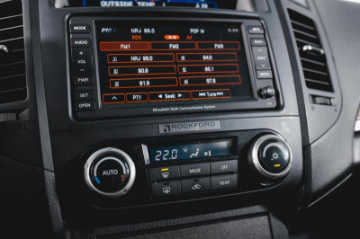 Mitsubishi Pajero 3.8 AT (250 л. с.)