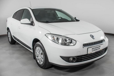 Renault Fluence 1.6 AT (110 л. с.)