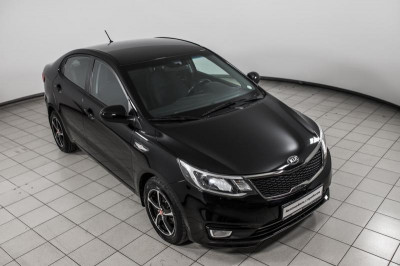 Kia Rio 1.4 MT (107 л. с.)