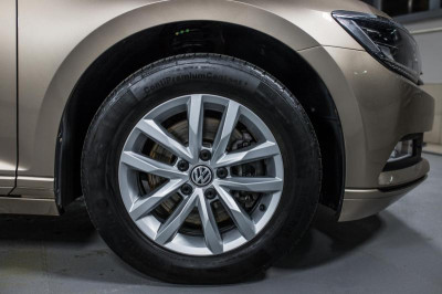 Volkswagen Passat 1.4 TSI BlueMotion DSG (150 л. с.) Comfortline