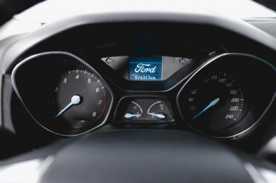Ford Focus 1.6 MT (125 л. с.)