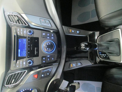 Hyundai i40 2.0 AT (150 л.с.)