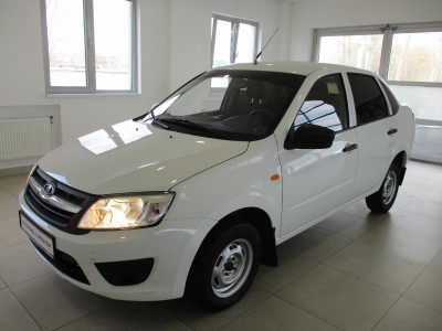 LADA Granta седан 1.6 MT 8кл (82 л. с.) Standard