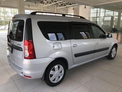 LADA Largus универсал 1.6 MT 16 кл (7 мест) (106 л. с.) Norma 7мест