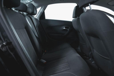 Volkswagen Polo 1.6 MPI AT (110 л. с.) Trendline