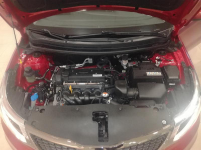 Kia Rio 1.6 AT (123 л. с.)