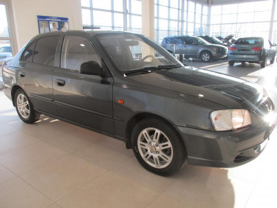 Hyundai Accent 1.5 MT (102 л. с.)