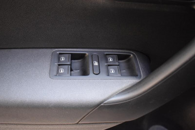 Volkswagen Polo 1.6 MPI MT (110 л. с.) Trendline