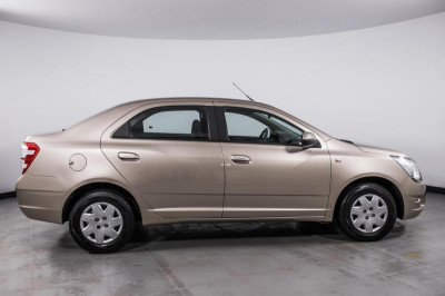 Chevrolet Cobalt 1.5 MT (105 л. с.)