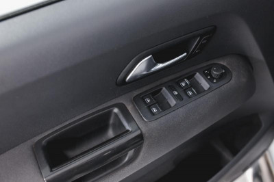 Volkswagen Amarok 2.0 TDI MT 4Motion (140 л. с.)
