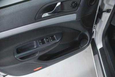 ŠKODA Octavia 1.6 MultiFuel MT (102 л. с.)