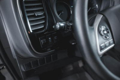 Mitsubishi Outlander 2.0 CVT 4WD (146 л. с.)