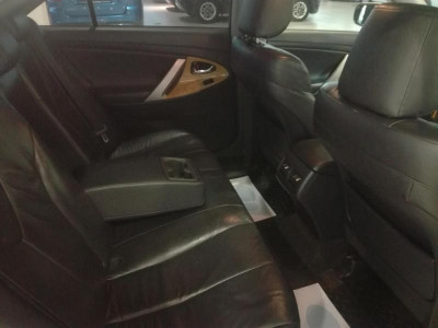 Toyota Camry 2.4 VVT-i AT (167 л. с.)