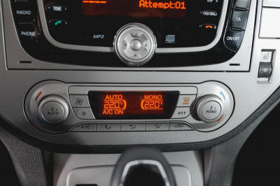 Ford Kuga 2.5 MT AWD (200 л. с. '11)