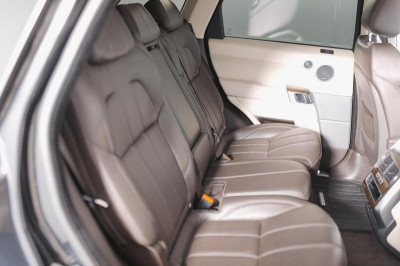 Land Rover Range Rover Sport 3.0 TDV6 AT AWD (249 л. с.) HSE