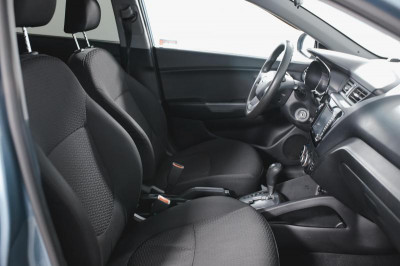 Kia Rio 1.4 AT (107 л. с.)