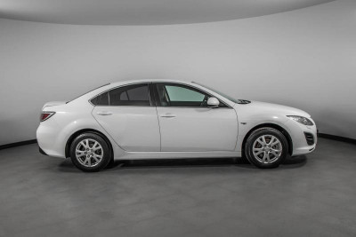 Mazda 6 1.8 MT (120 л. с.)