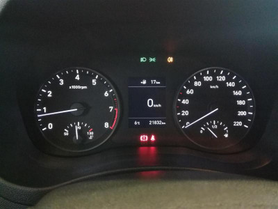 Hyundai Solaris 1.4 MT (100 л.с.) Active