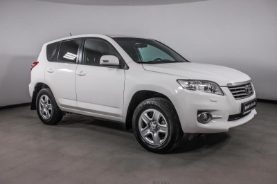Toyota RAV4 2.0 CVT (158 л.с.)