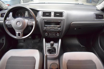 Volkswagen Jetta 1.4 TSI MT (150 л. с.)