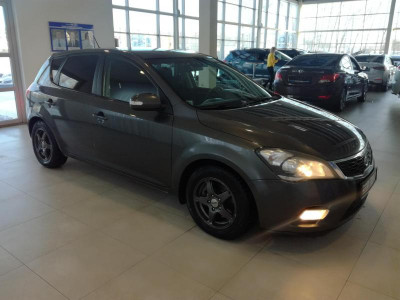 Kia Ceed 2.0 AT (143 л. с.)