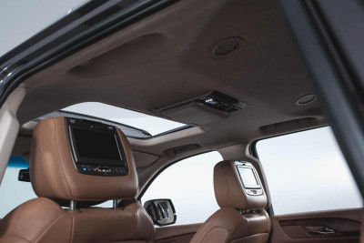 Cadillac Escalade 6.2 AT (409 л.с.) 4WD