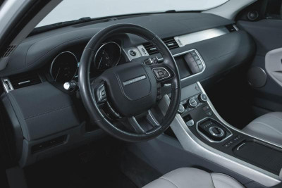 Land Rover Range Rover Evoque 2.0 TD4 AT AWD (150 л. с.) SE