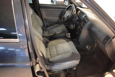 LADA 2111 1.6 MT (89 л. с.)