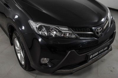 Toyota RAV4 2.0 MT AWD (146 л. с.)