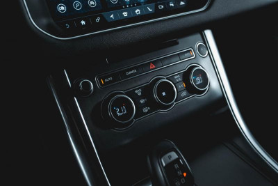Land Rover Range Rover Sport 3.0 TDV6 AT AWD (249 л.с.) SE