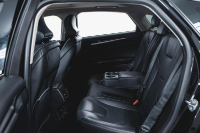 Ford Mondeo 2.0 AT (240 л.с.)