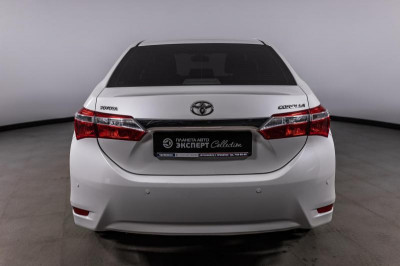 Toyota Corolla 1.6 CVT (122 л. с.)