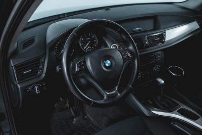 BMW X1 18i 2.0 AT (150 л.с.)