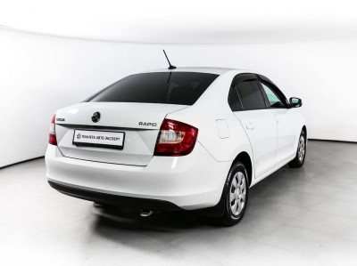 ŠKODA Rapid 1.6 MT (90 л. с.) Entry