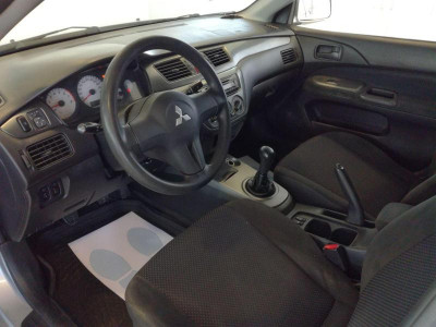 Mitsubishi Lancer 1.6 MT (98 л.с.)