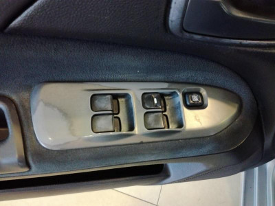 Mitsubishi Lancer 1.6 MT (98 л.с.)