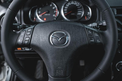 Mazda 6 1.8 MT (120 л. с.)