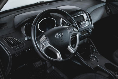 Hyundai ix35 2.0 AT (150 л. с.)